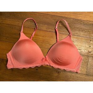 Victoria’s Secret Angels 36B pink no wire bra sexy lace